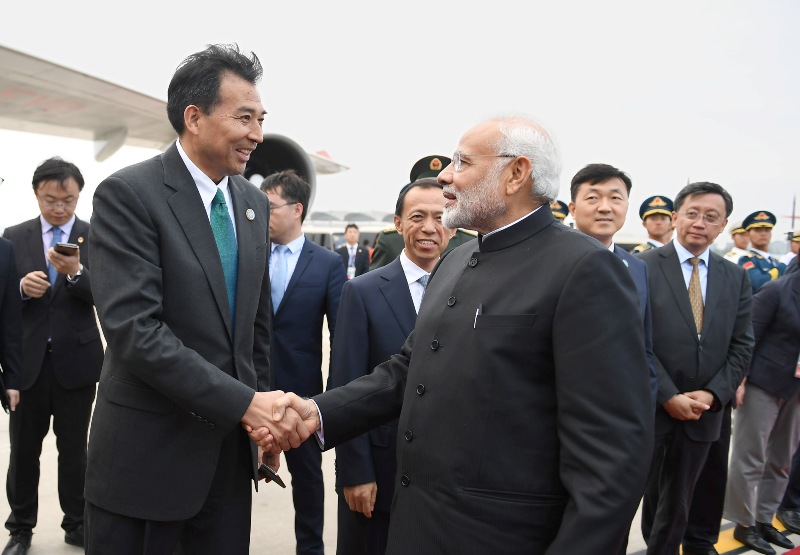  PM Modi meets Kyrgyzstan President Sooronbay Jeenbekov in SCO Summit in China 