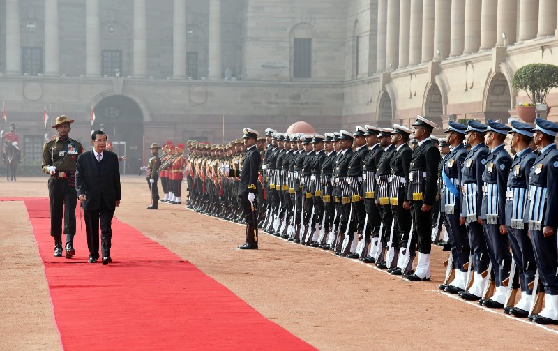 Cambodia PM visits India