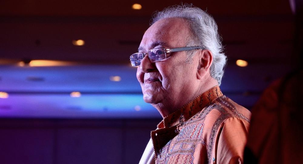 Soumitra Chatterjee receives Legion of Honours