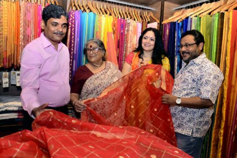 Nabaneeta Dev Sen, Agrimitra Paul launch refurbished boutique Bunkaari India