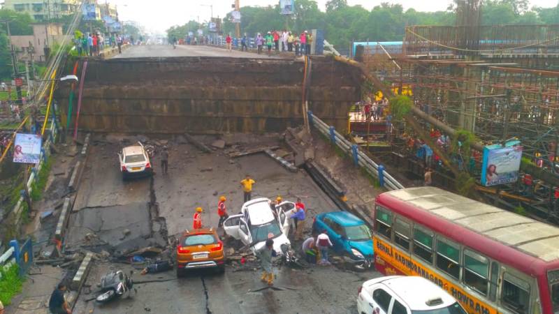 Majherhat bridge collapses in south Kolkata