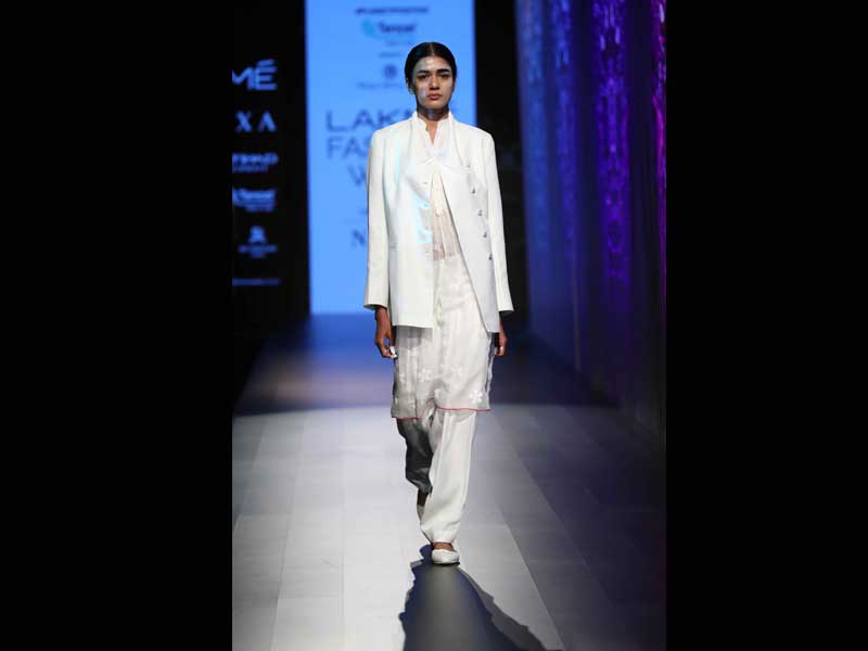 Rajkummar Rao glams up Lakme Fashion Week on Day 2