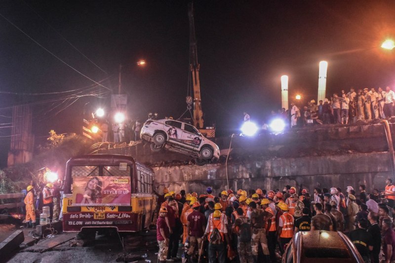 Majherhat bridge collapses: Rescue Operation continues 
