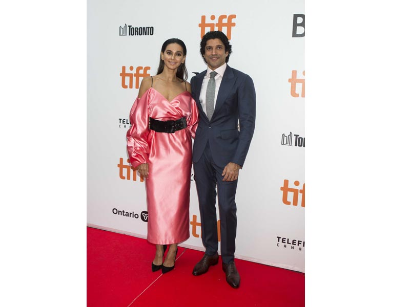 Shibani Dandekar, Farhan Akhtar at The Sky Is Pink's premiere in TIFF 2019