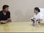 Shah Rukh Khan meets Mamata Banerjee at Nabanna