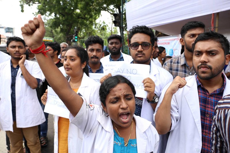 IMA in Kerala protests violence on doctors in Kolkata