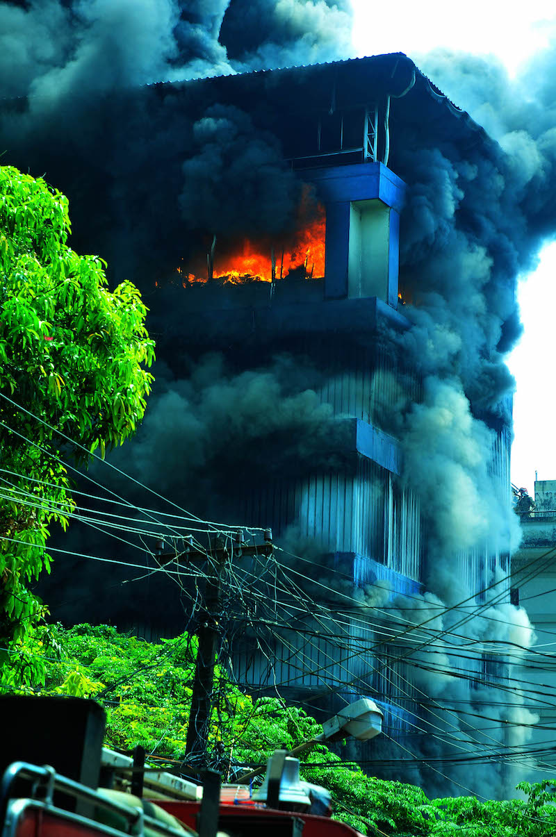 Fire guts footwear godown in Kochi