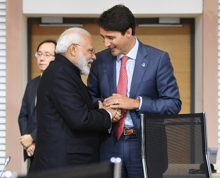 PM Modi at G7 with world leaders