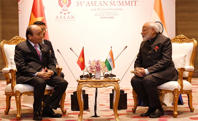 Modi meets global leaders in Bangkok