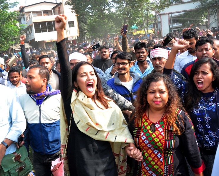 Assamese actress shouts slogans while protesting against CAB