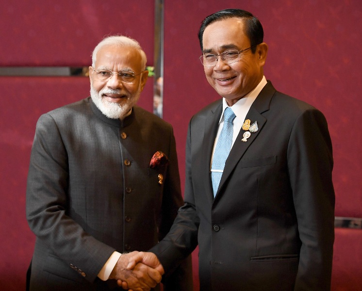 Narendra Modi meets Prime Minister of Thailand General Prayut Chan-o-cha