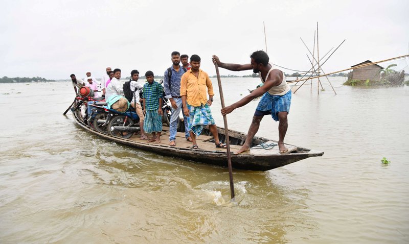 Assam Water Resources Minister visits flood affected Tengaguri village