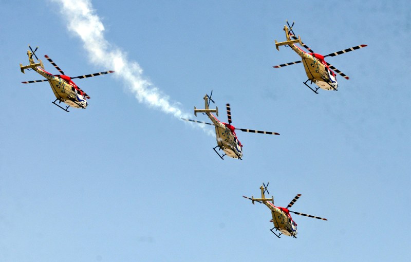 Visitors witness the last day of Aero India Show