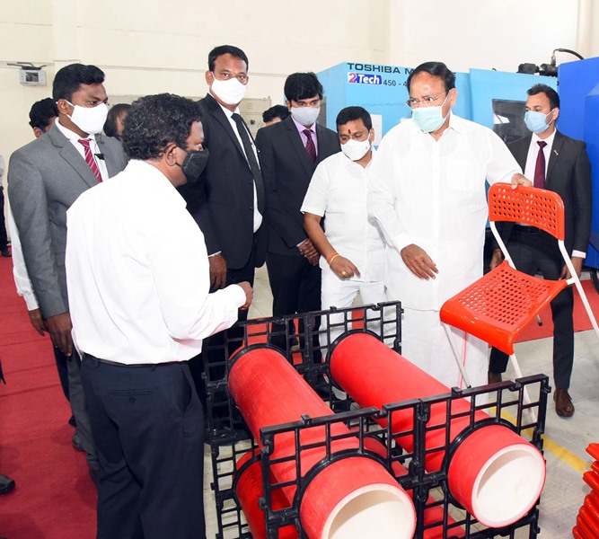 M Venkaiah Naidu interacting with faculty of Central Institute of Petrochemicals Engineering and Technology