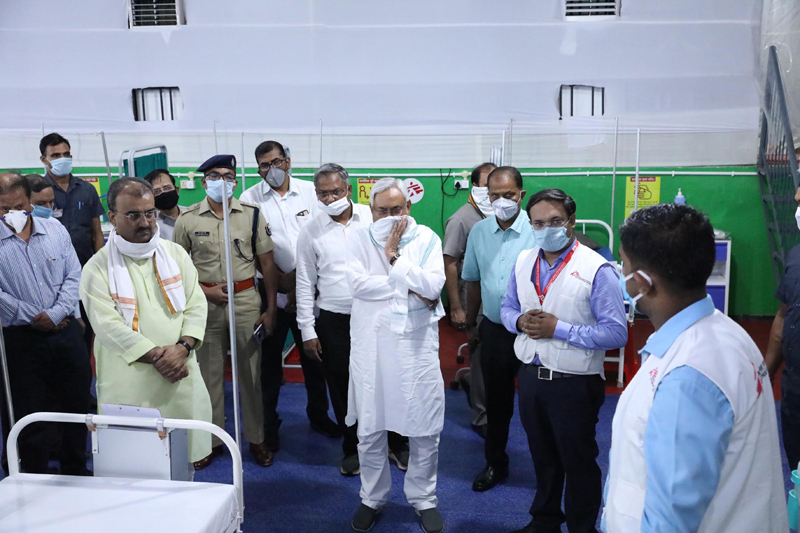 Patna: CM Nitish Kumar visits COVID-19 treatment center
