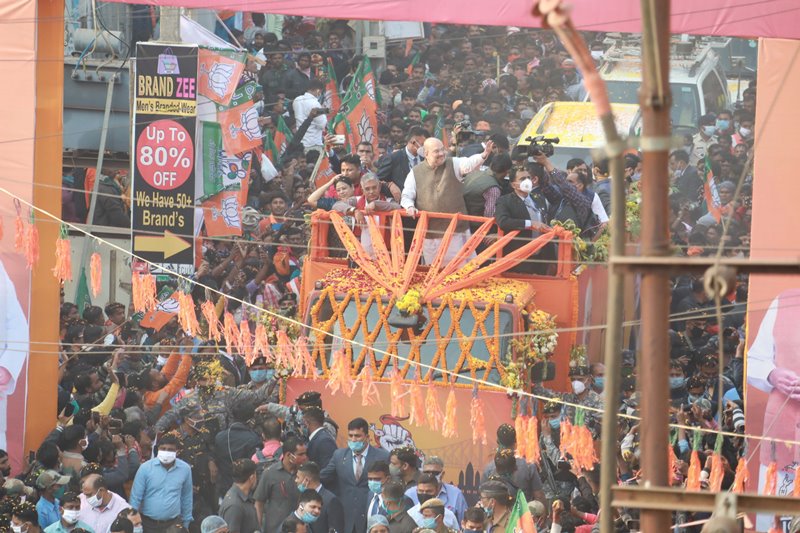 West Bengal: Amit Shah participates in Bolpur roadshow