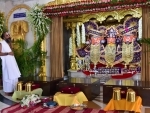 Priest performs puja at Ahmedabad Jagannath temple