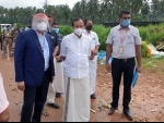 Union Minister of State for External Affairs V Muraleedharan inspecting Kozhikode air crash site