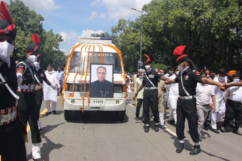 Mortal remains of Pranab Mukherjee at crematorium in New Delhi