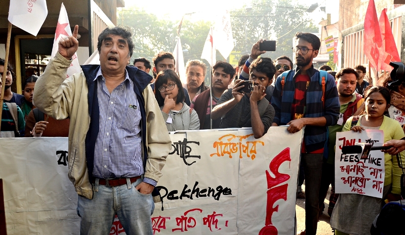 Jadavpur University students hit Kolkata streets protesting against JNU violence