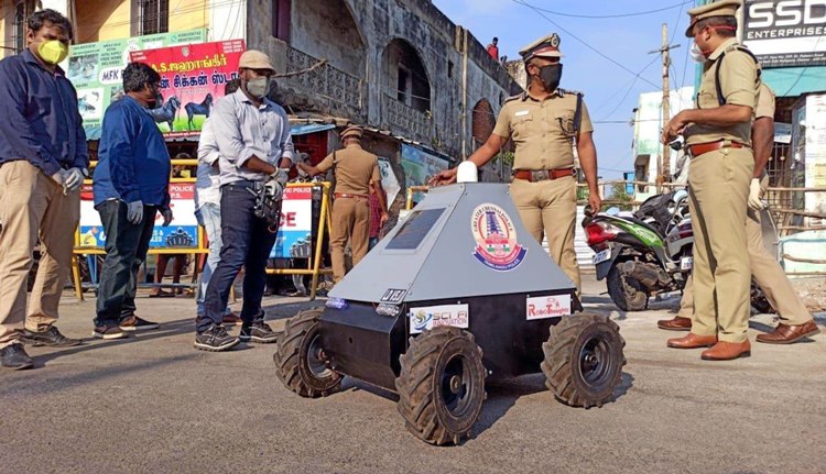 Commissioner of Police launches Robot to patrol containment zones in Chennai