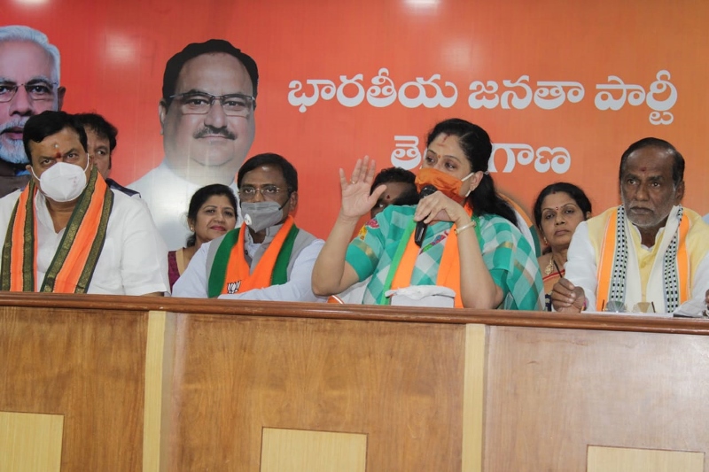 Telugu Film actress Vijayashanthi addresses media at BJP State Office in Hyderabad