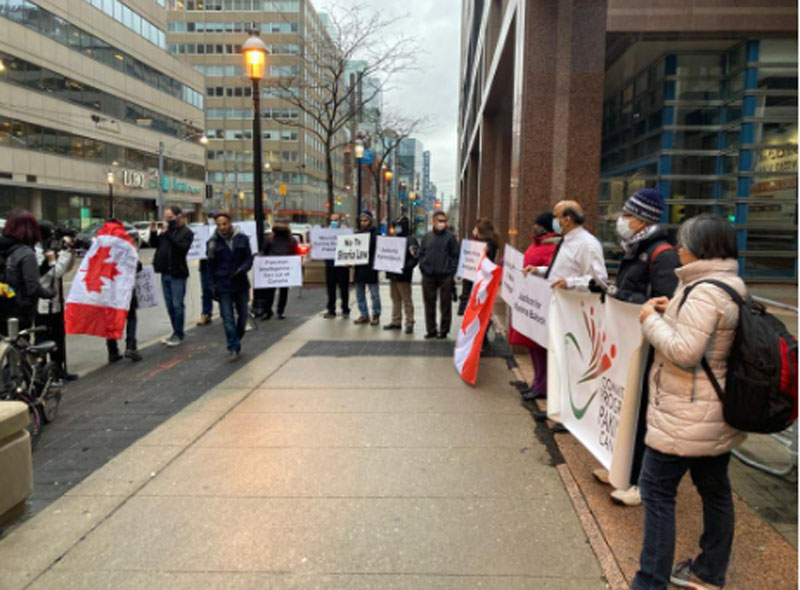 Protesters demand fair probe into Karima Baloch's death in Toronto