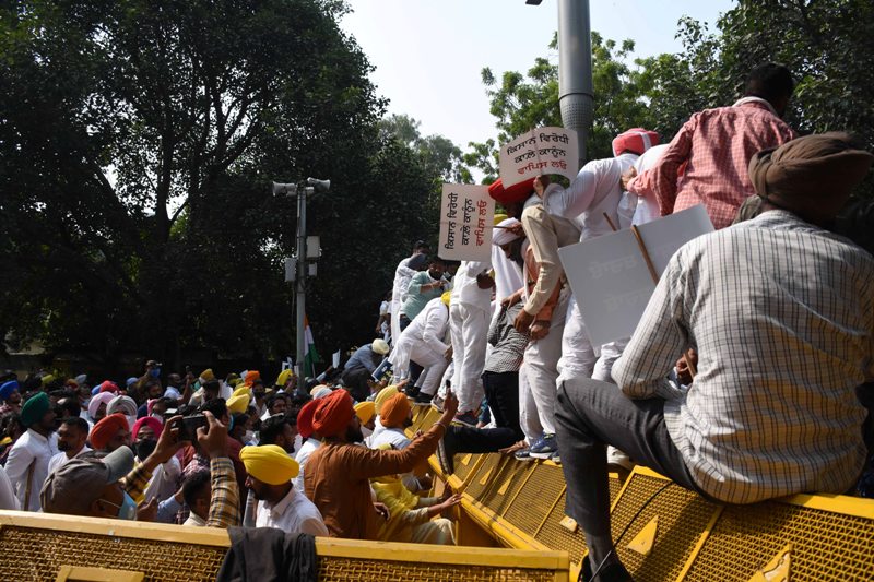 Farmers protest hits Delhi’s Jantar Mantar