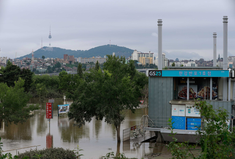 Flooded Banpo Hangang Park in Seoul