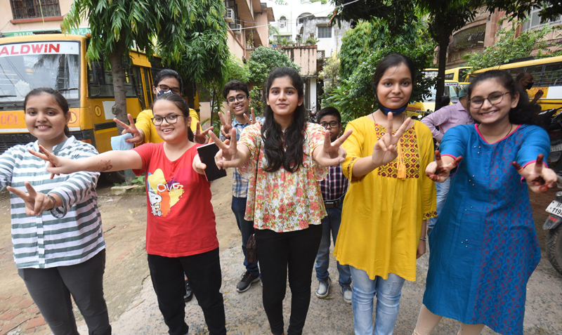 Class 12th students of CBSE board celebrating success