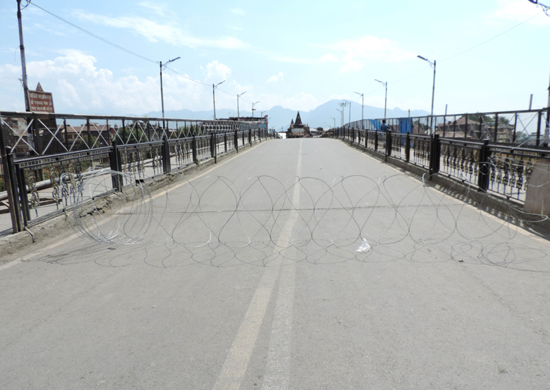 Article 370 Scrapping Anniversary: Security forces keping strict vigil at Budshah Bridge in Srinagar
