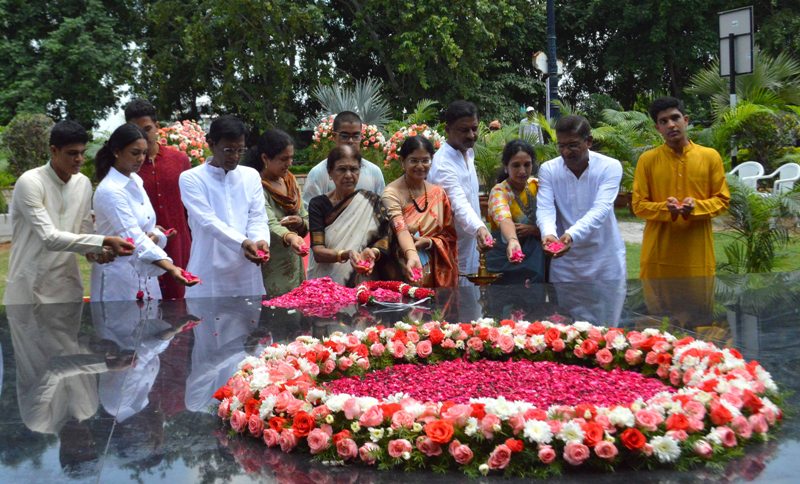 Tributes to former Union Minister S Jaipal Reddy