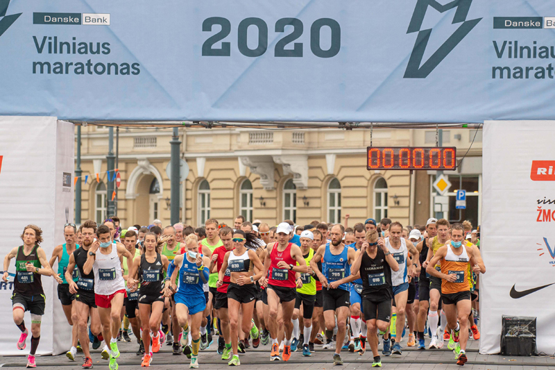 Runners participating in Vilnius Marathon 2020