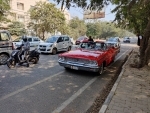 Gurugram keeps Valentines date with vintage cars while spreading vaccination awareness