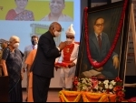 Ram Nath Kovind offering tributes to Dr Bhimrao Ambedkar in Lucknow