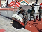 Maj Gen Akash Kaushik lays wreath at Leh War Memorial