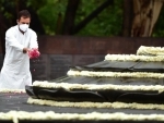 Rahul Gandhi pays tribute to Rajiv Gandhi
