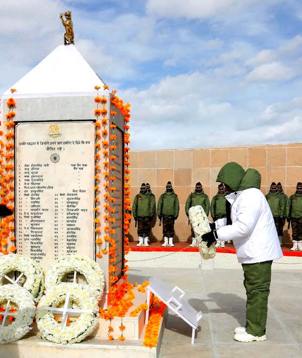 Rajnath Singh laying wreath at Rezang La War Memorial, Ahir Dham