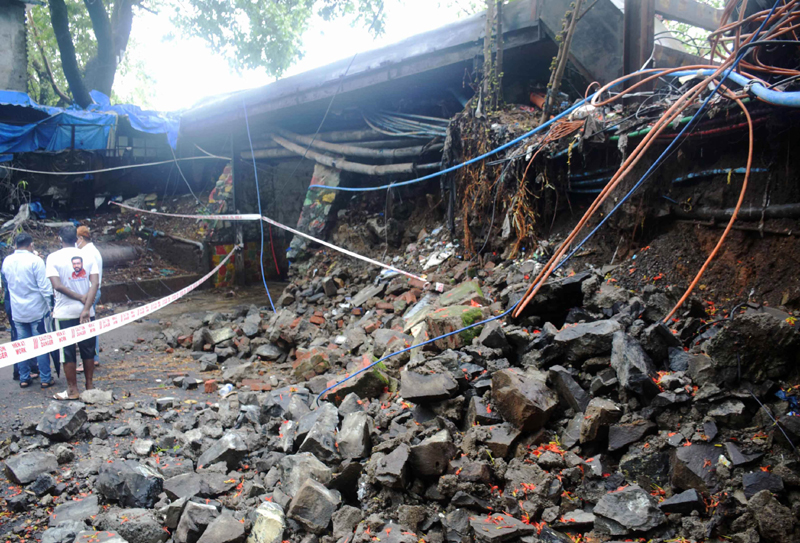 Heavy rains leave bridge collapsed in Sakinaka Marva Road