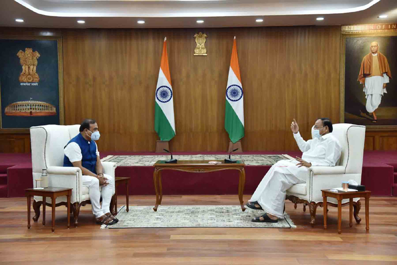 Assam CM Himanta Biswa Sarma meets Vice-President M Venkaiah Naidu in New Delhi