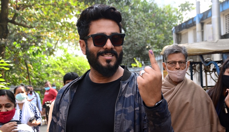 Tollywood celebrities cast vote in KMC Elections 2021