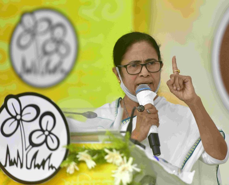 Mamata Banerjee addresses Martyrs' Day rally