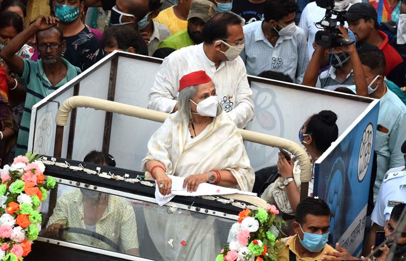 Jaya Bachchan participates in road show in support of TMC candidate Arup Biswas in Kolkata