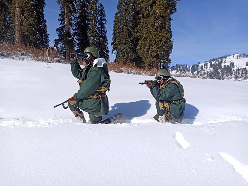 BSF on duty along LoC in Kashmir