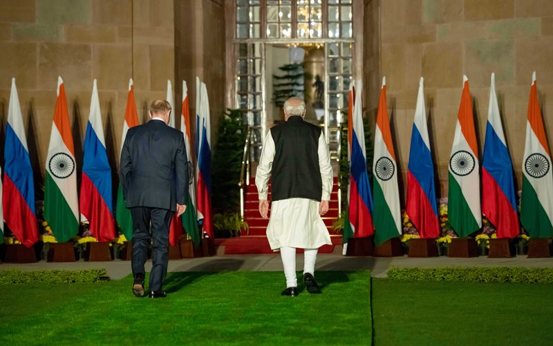 PM Modi, Russian Prez Vladimir Putin arrive for meeting at Hyderabad House in Delhi