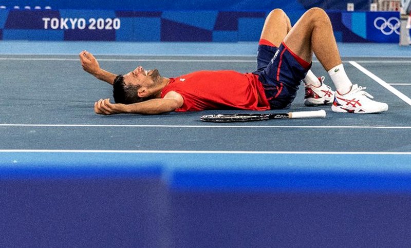 Novak Djokovic practices ahead of Tokyo Olympics