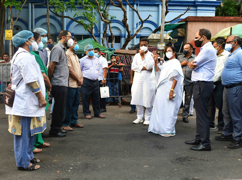 Mamata Banerjee visits Kolkata's police hospital to see arrangements amid Covid surge