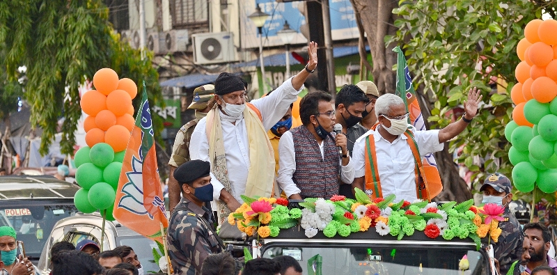 Bengal polls: Mithun Chakraborty holds roadshow for BJP candidate in South Kolkata