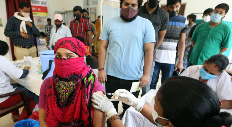 Beneficiaries receving Covid-19 vaccinations in Parayagraj