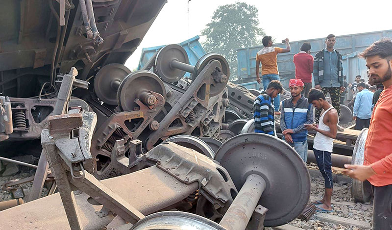 Goods train derails in UP's Shri Krishnanagar